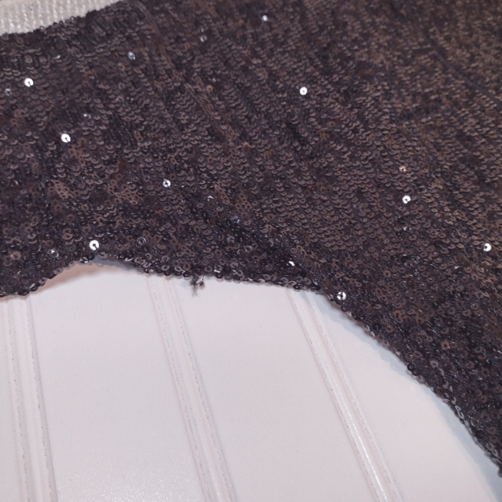 Cable & gauge women's black & white sequin Cold shoulder top size (1X) - Picture 7 of 14